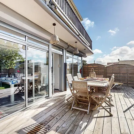 펜션 Cozy In 생-피에르-돌레롱